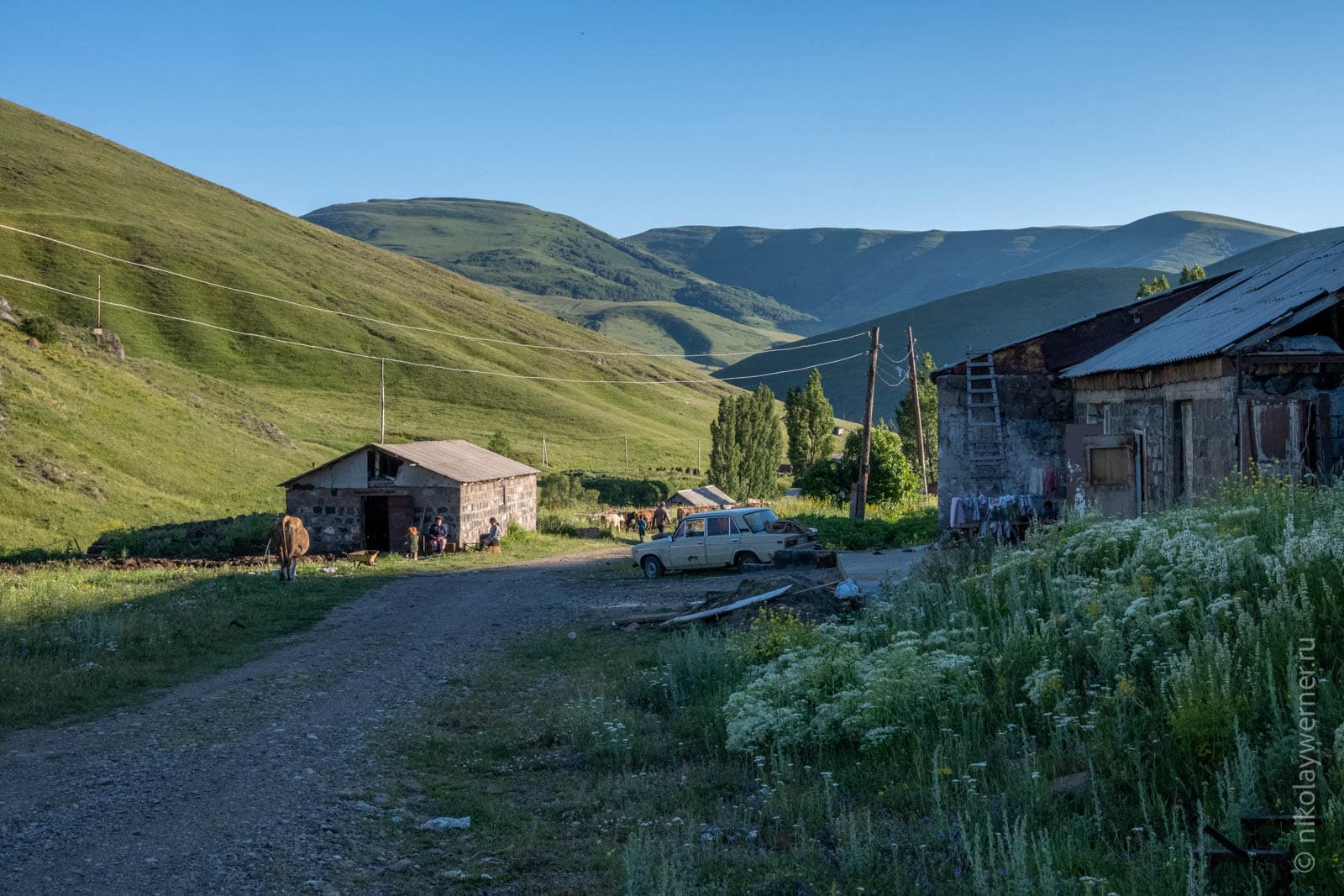На окраине села Дзорашен